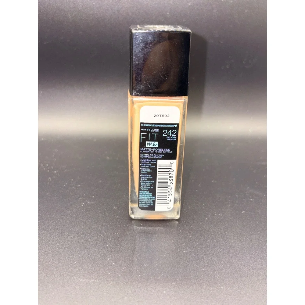 Maybelline Fit Me Matte + Poreless Foundation 242 Light Honey 1 fl oz Liquid